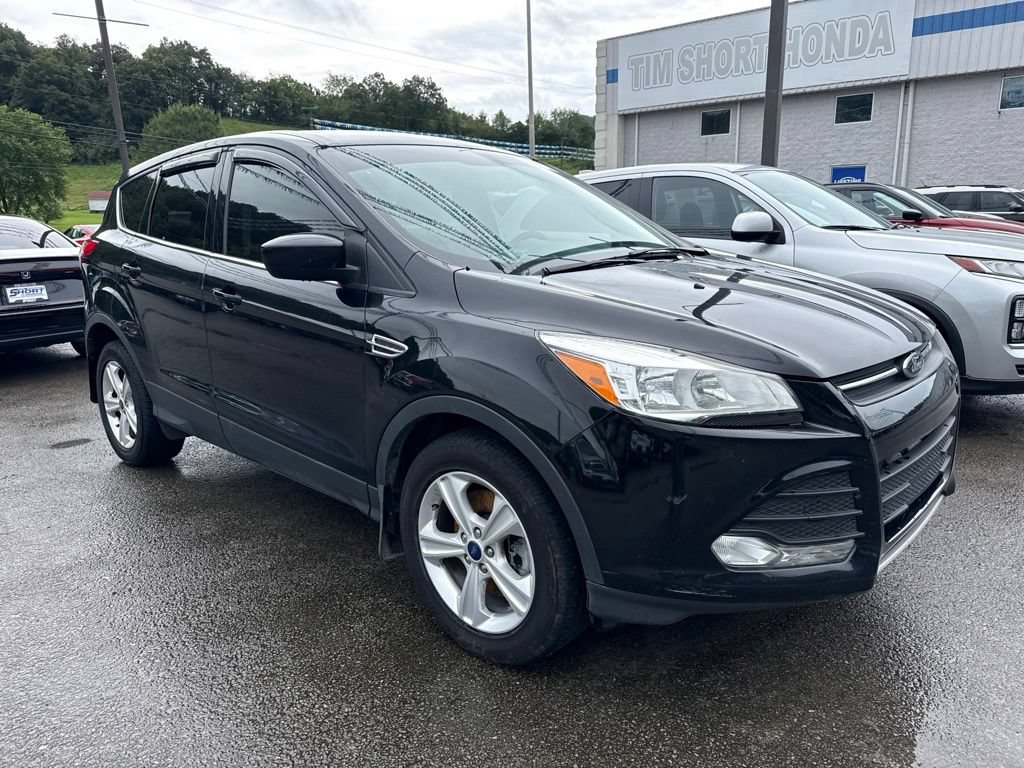 Used 2016 Ford Escape SE AWD/4WD image 3