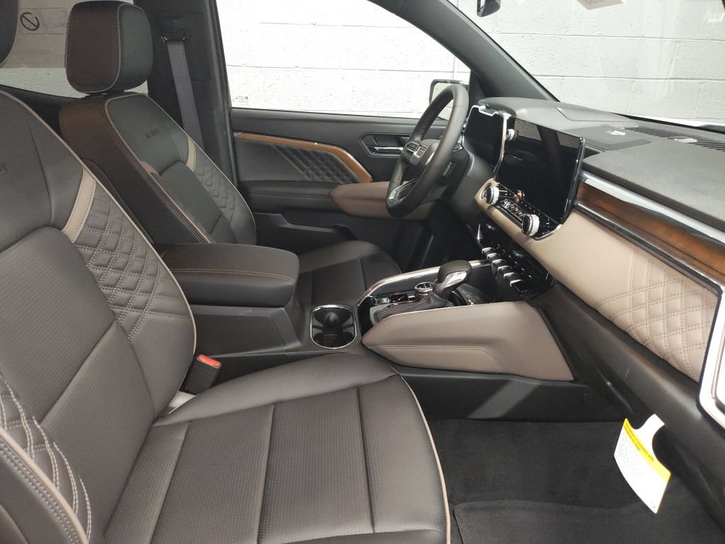 New 2026 GMC Canyon Denali AWD/4WD image 7