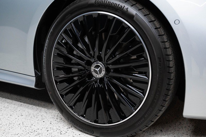 New 2026 Mercedes-Benz CLE 300 4MATIC Coupe image 12