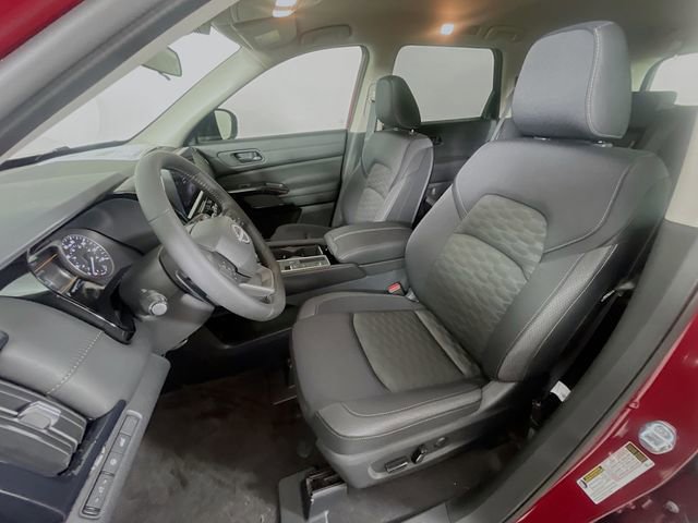 New 2026 Nissan Pathfinder SV FWD image 13