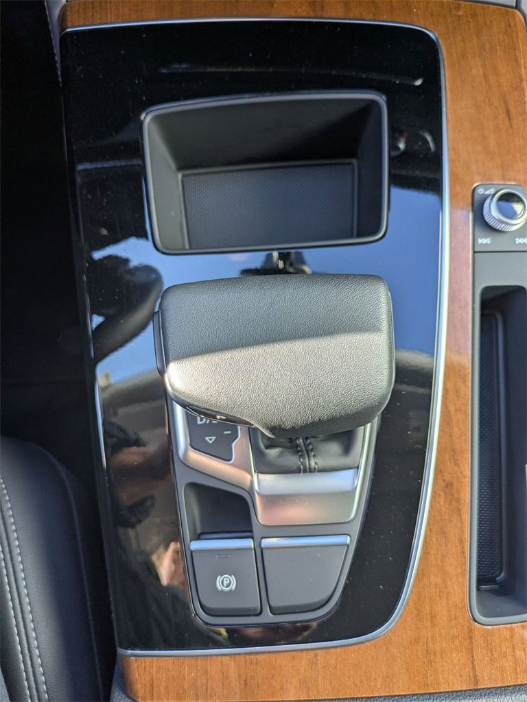 Used 2024 Audi Q5 2.0T Premium Plus w/ Premium Plus Package image 28