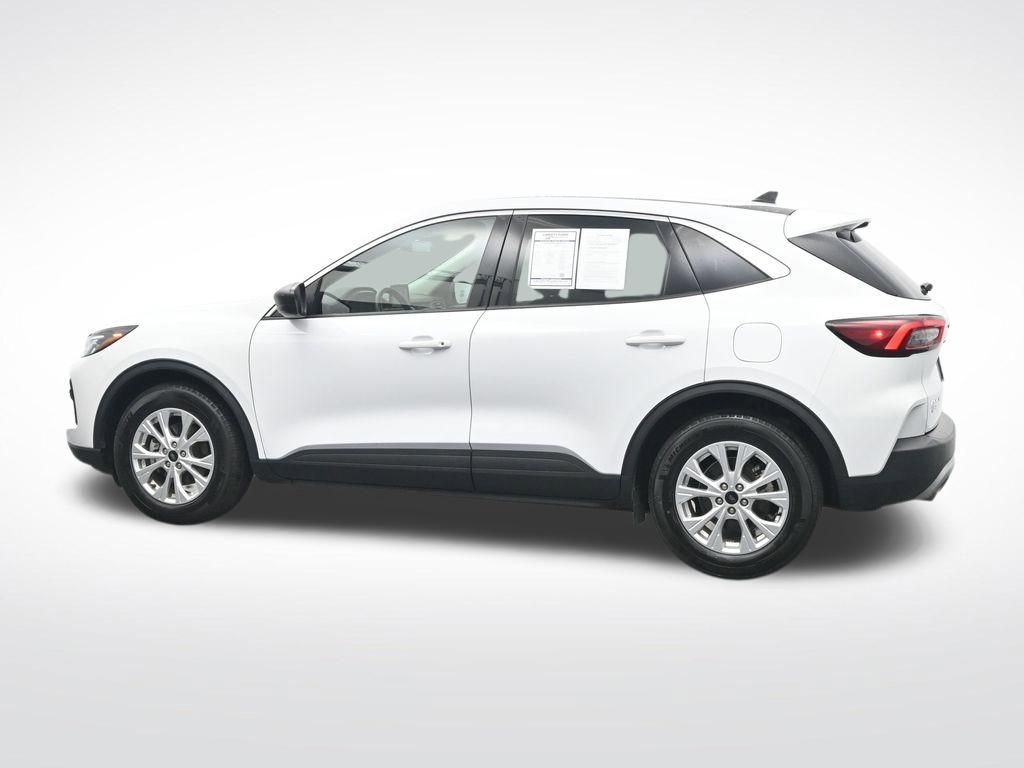 Used 2024 Ford Escape Active w/ Cold Weather Package FWD image 10