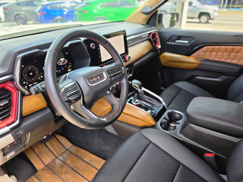 Used 2024 GMC Canyon AT4X w/ AT4X AEV Edition AWD/4WD image 18