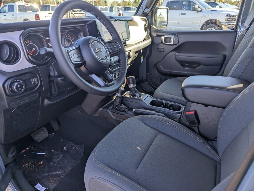 New 2026 Jeep Gladiator Sport image 13