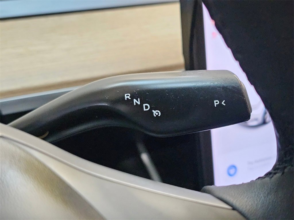Used 2021 Tesla Model Y Long Range image 22