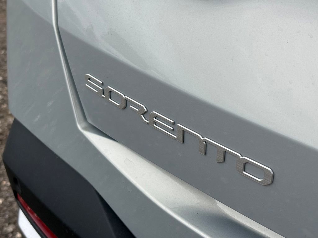 New 2026 Kia Sorento SX FWD image 10