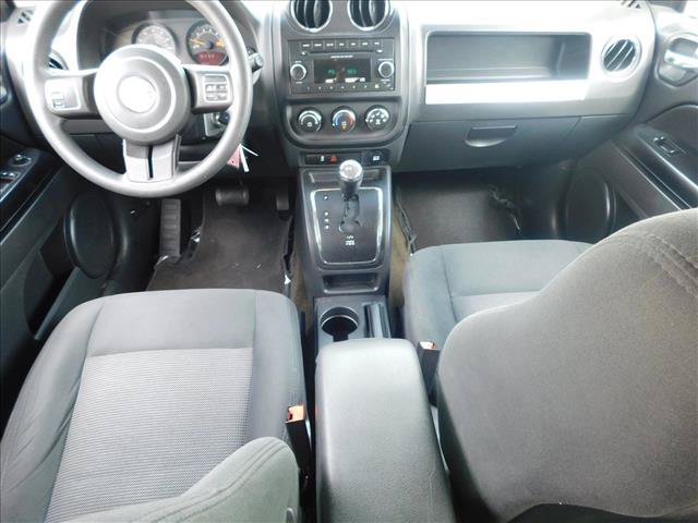 Used 2015 Jeep Compass Sport w/ Power Value Group AWD/4WD image 22
