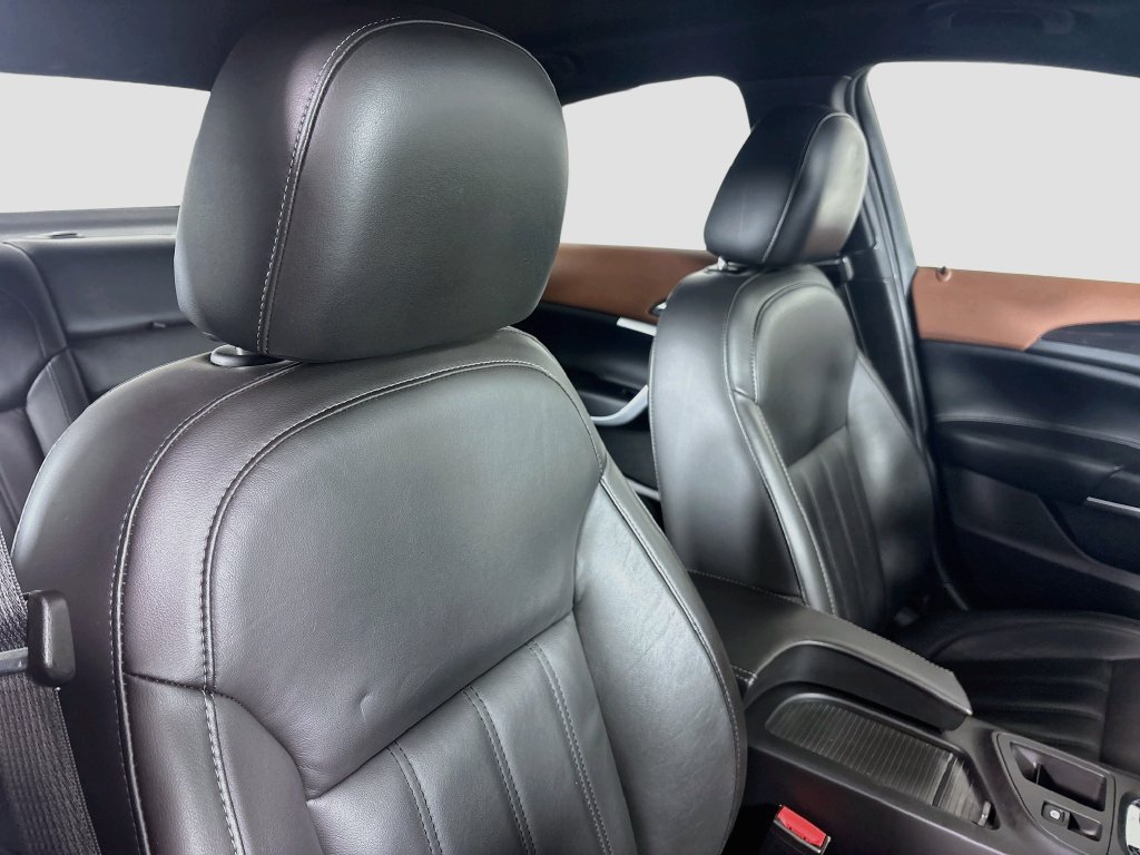 Used 2016 Buick Regal FWD image 29