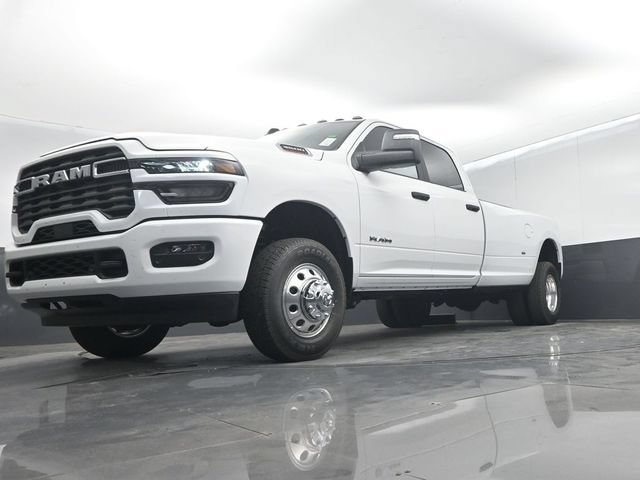 New 2026 RAM 3500 Big Horn AWD/4WD image 42