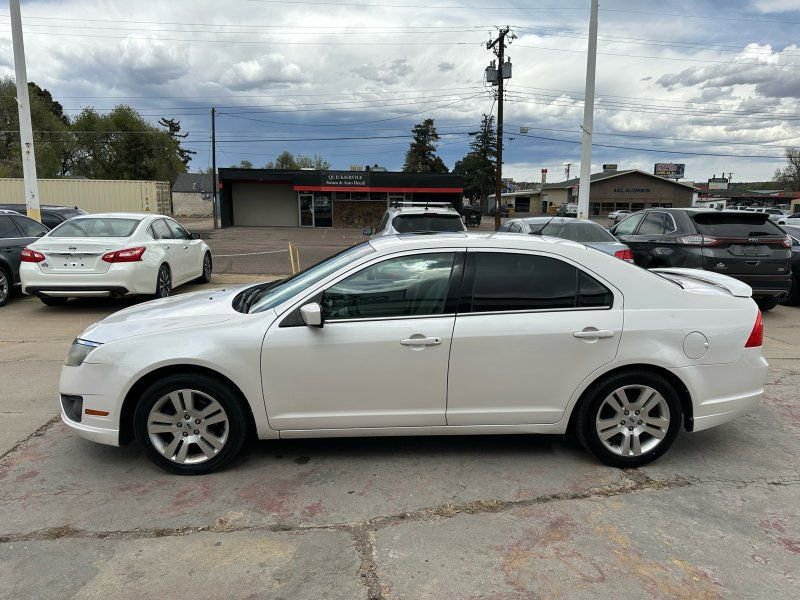 Used 2010 Ford Fusion SE FWD image 4