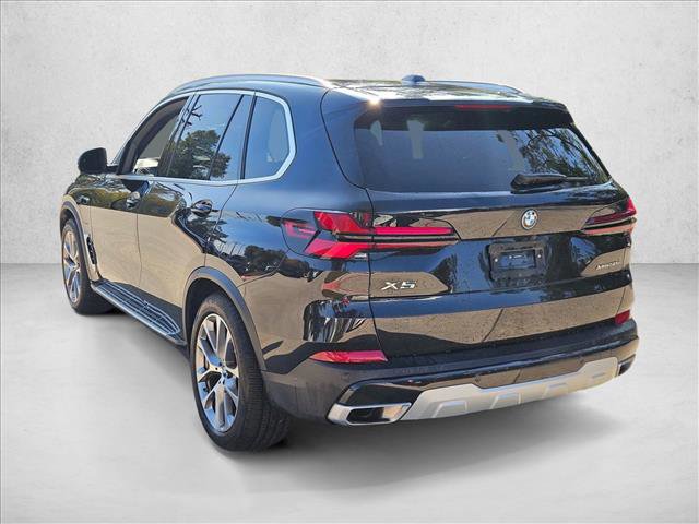 Used 2025 BMW X5 xDrive50e image 7