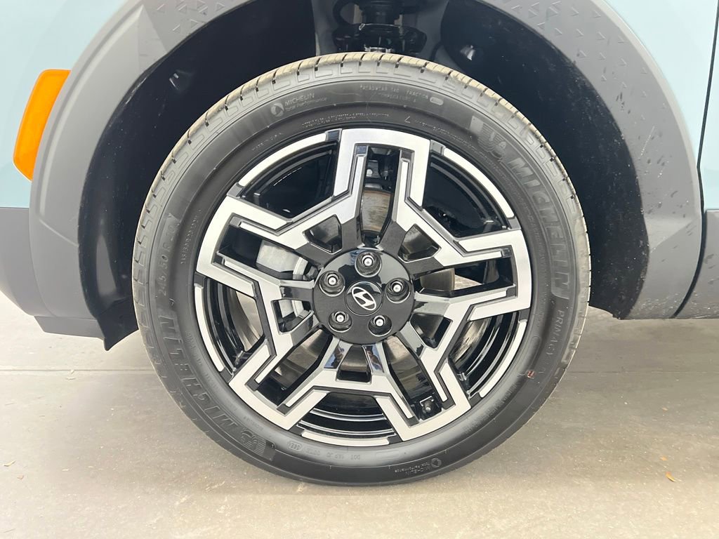 Used 2025 Hyundai Santa Cruz Limited image 30