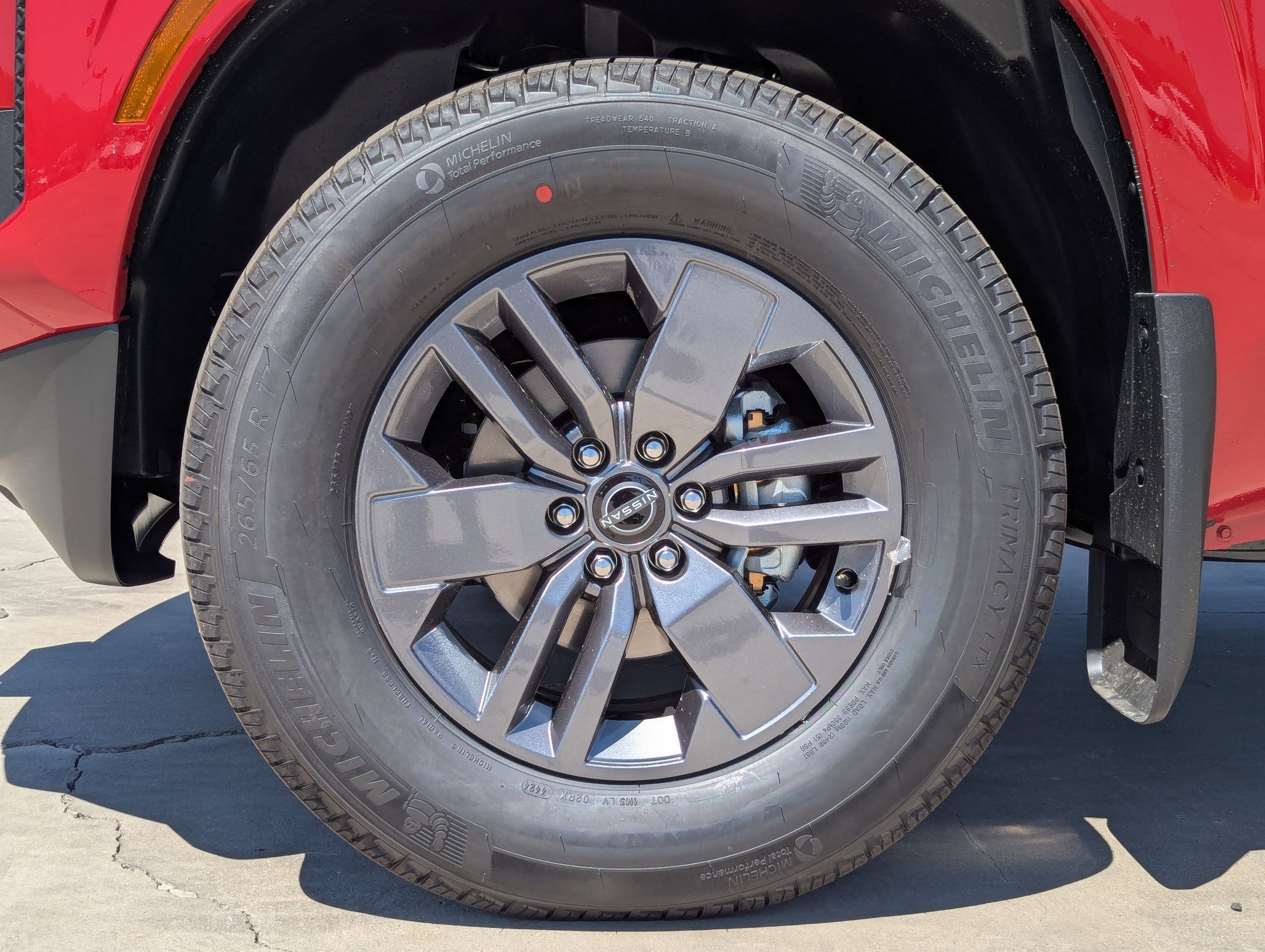 New 2025 Nissan Frontier SV w/ SV Convenience Package image 9