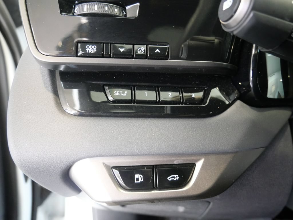 Used 2024 Lexus RX 350 F Sport w/ Convenience Package AWD/4WD image 14