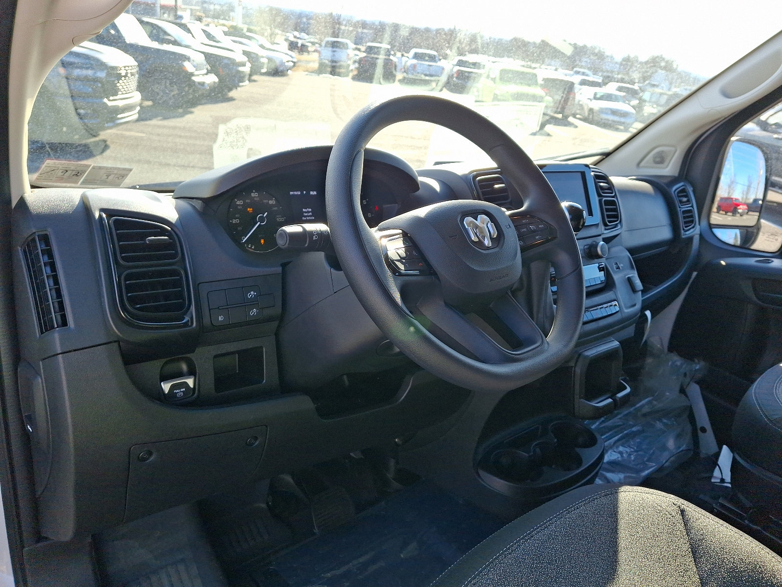 New 2024 RAM ProMaster 2500 w/ Convenience Group image 8