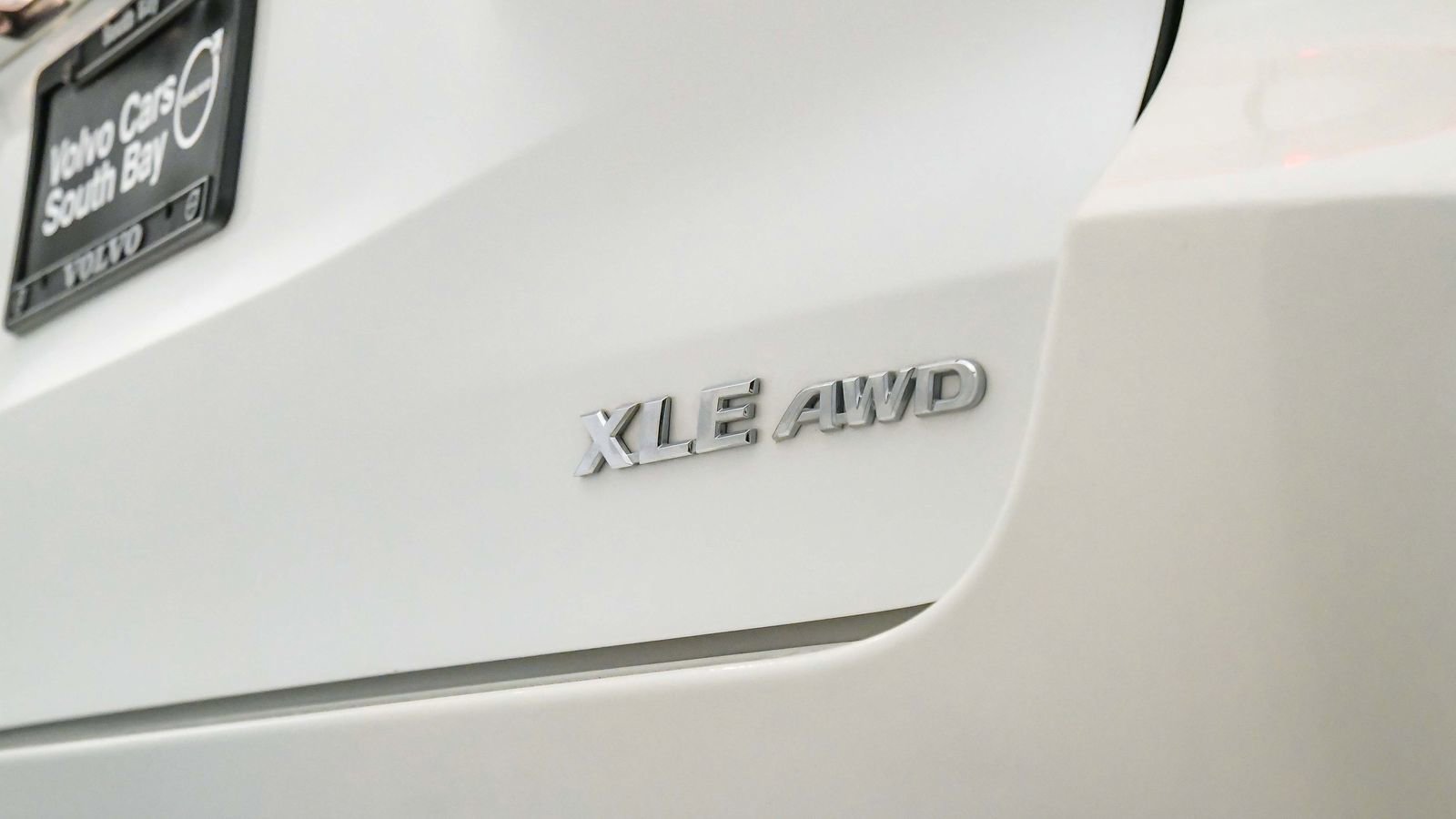 Used 2017 Toyota Highlander XLE w/ Preferred Accessory Package AWD/4WD image 13