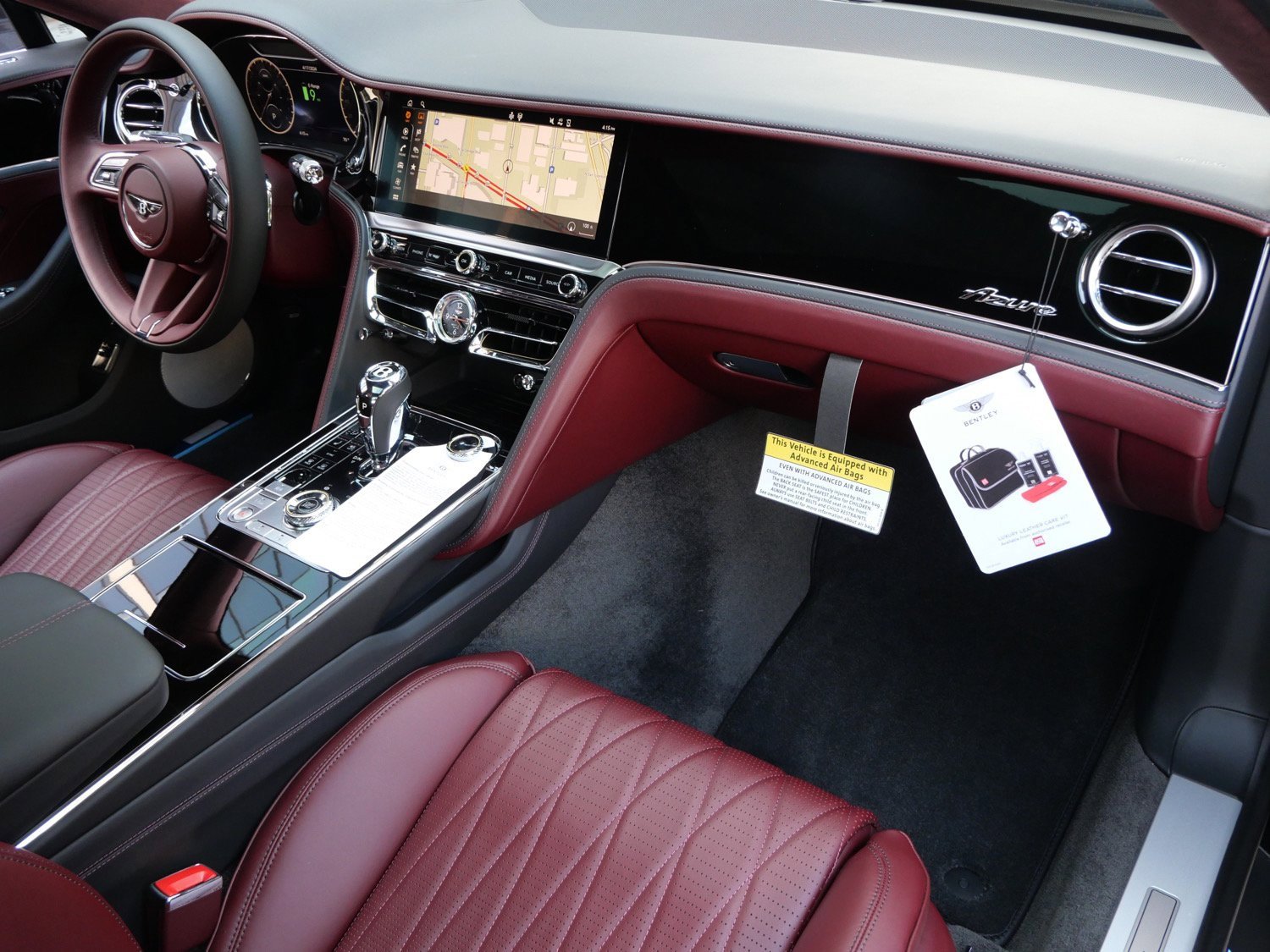 Used 2024 Bentley Flying Spur Azure image 24