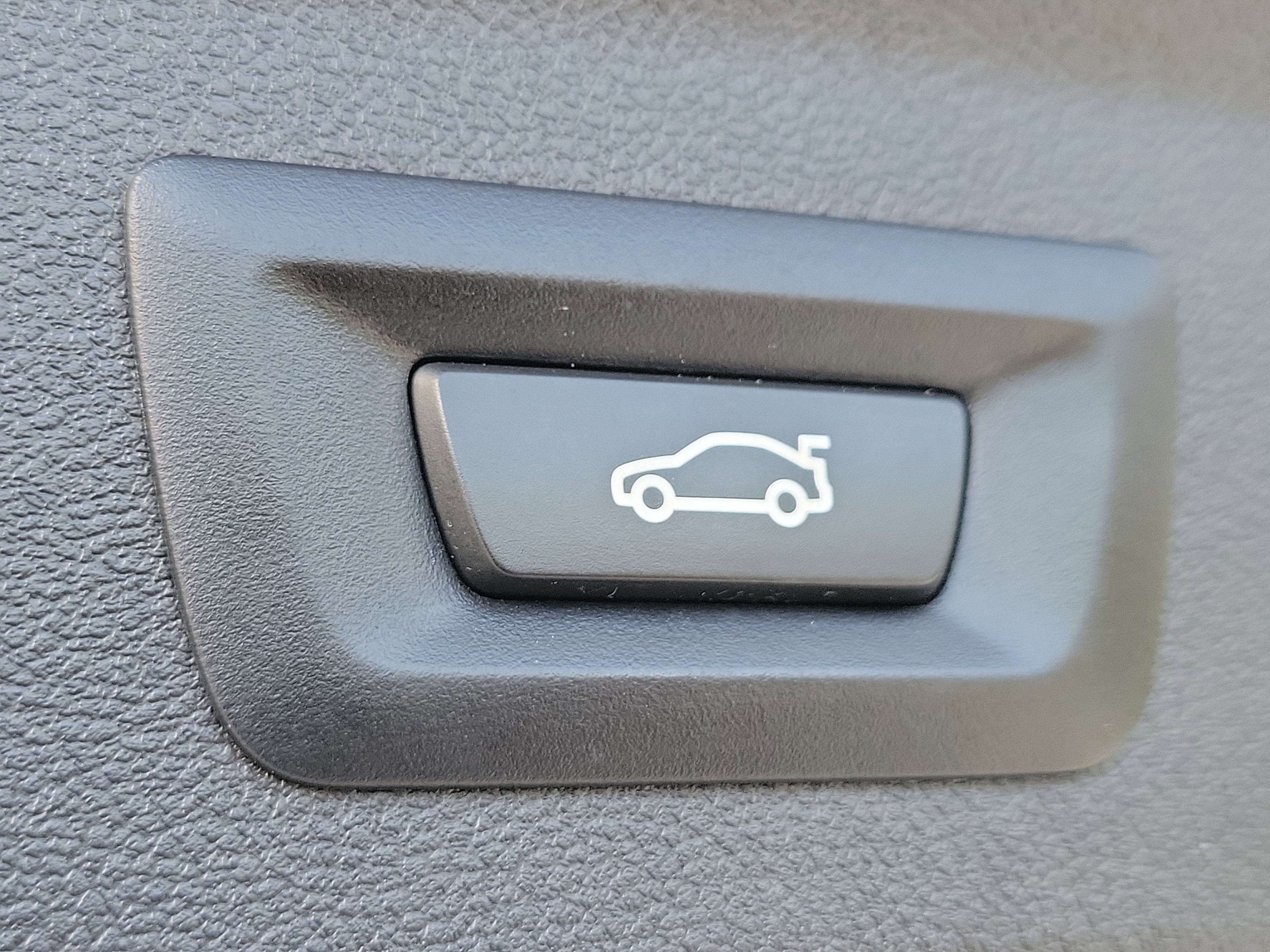 Used 2020 BMW X3 sDrive30i image 6