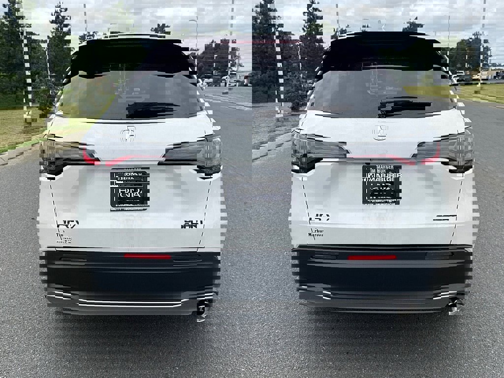 New 2026 Honda HR-V Sport image 4