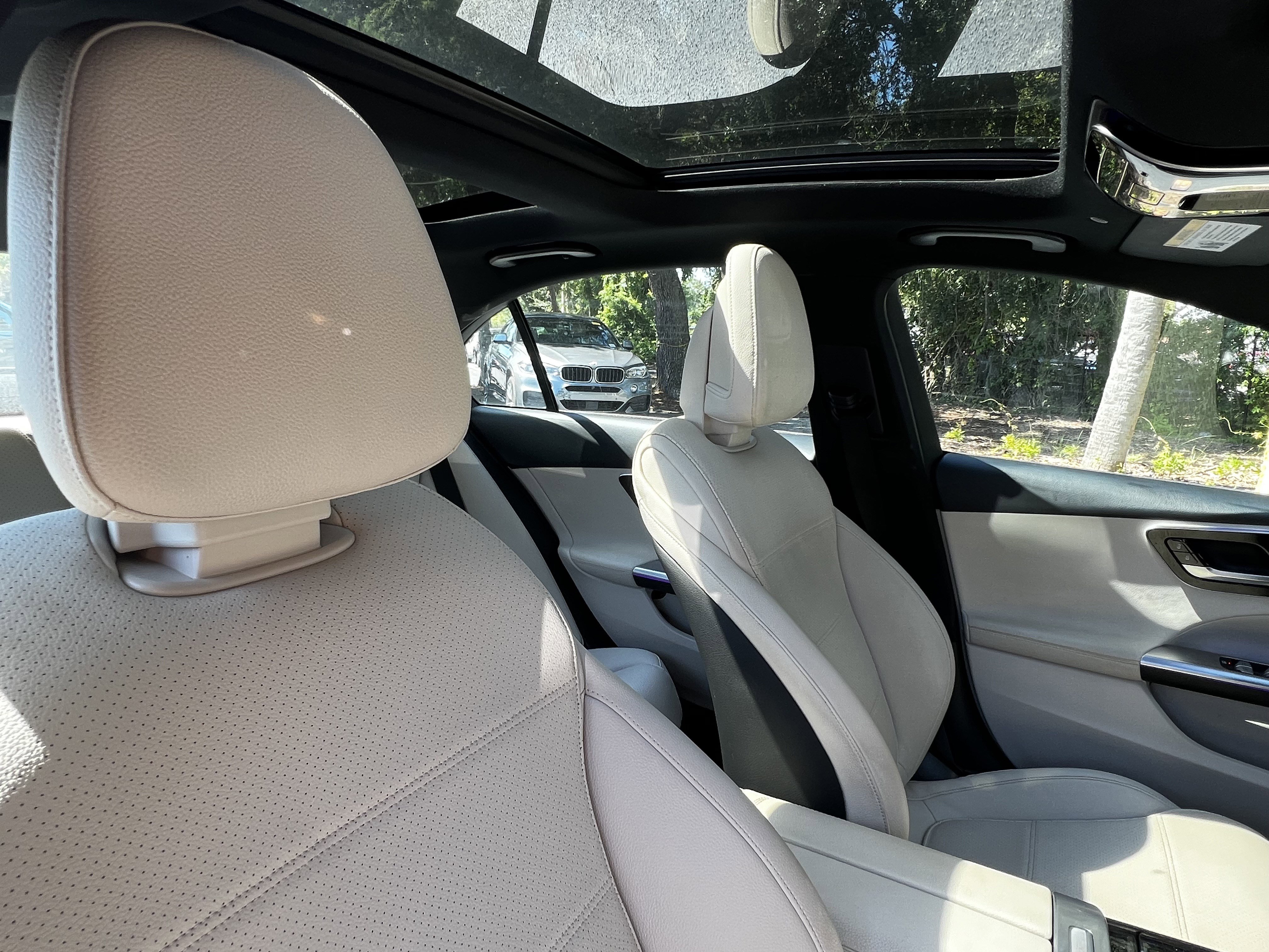 Used 2023 Mercedes-Benz C 300 Sedan image 43