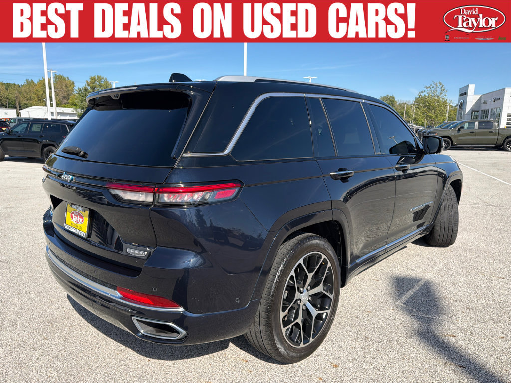 Used 2022 Jeep Grand Cherokee Summit AWD/4WD image 3