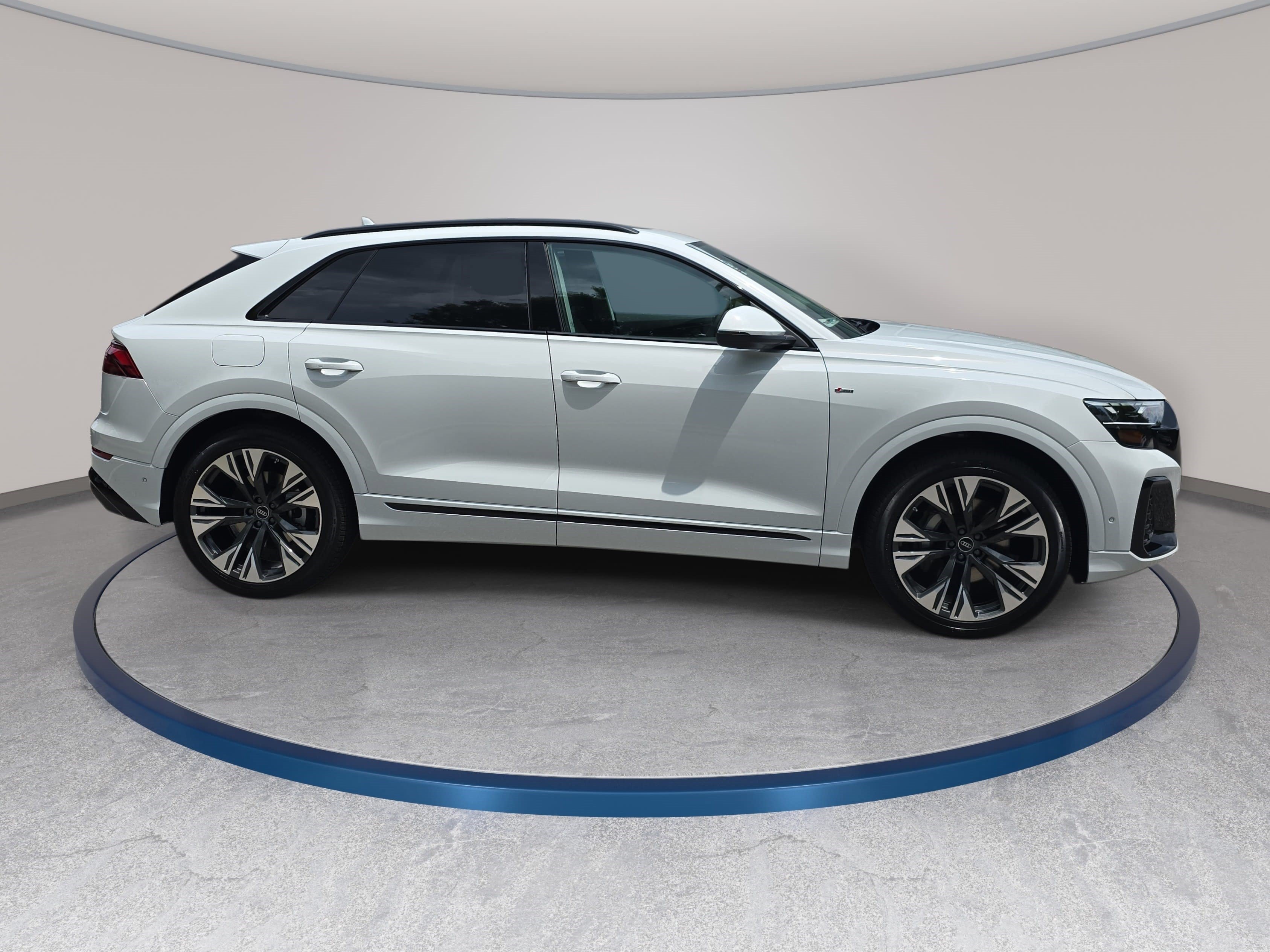 New 2026 Audi Q8 Premium Plus AWD/4WD image 4