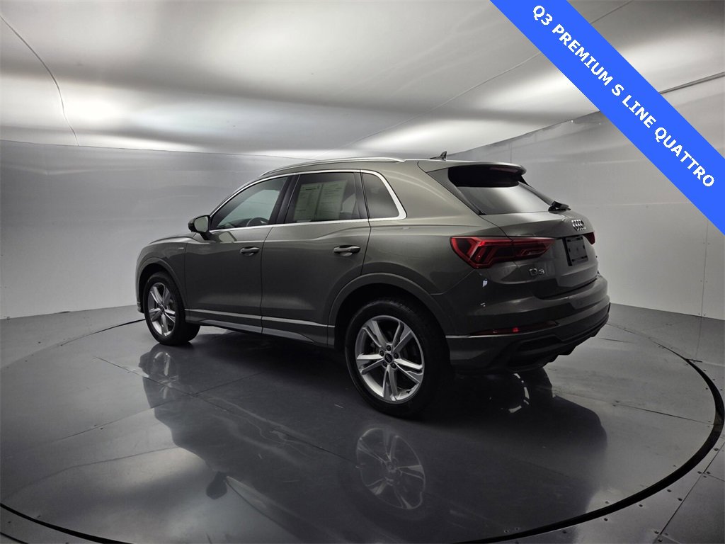 Used 2022 Audi Q3 2.0T Premium w/ Convenience Package image 9