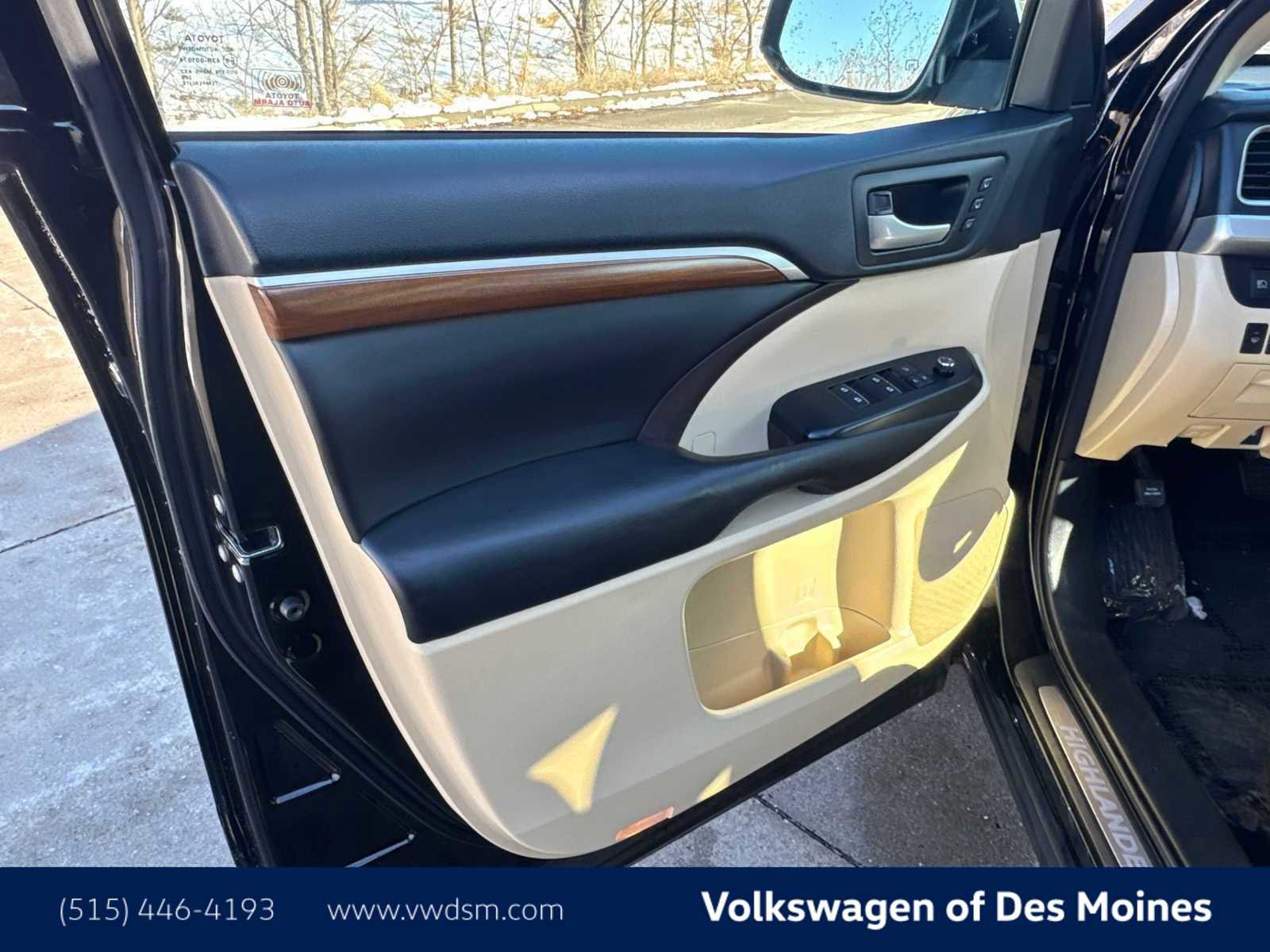 Used 2018 Toyota Highlander Limited image 22