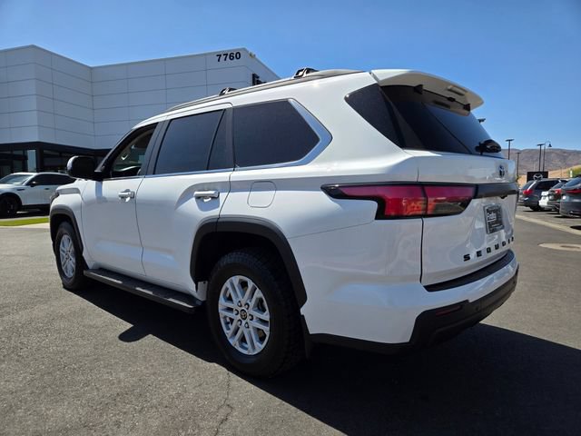 Used 2024 Toyota Sequoia SR5 w/ SR5 Premium Package AWD/4WD image 4