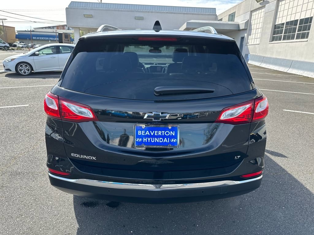 Used 2020 Chevrolet Equinox LT w/ Midnight Edition image 5