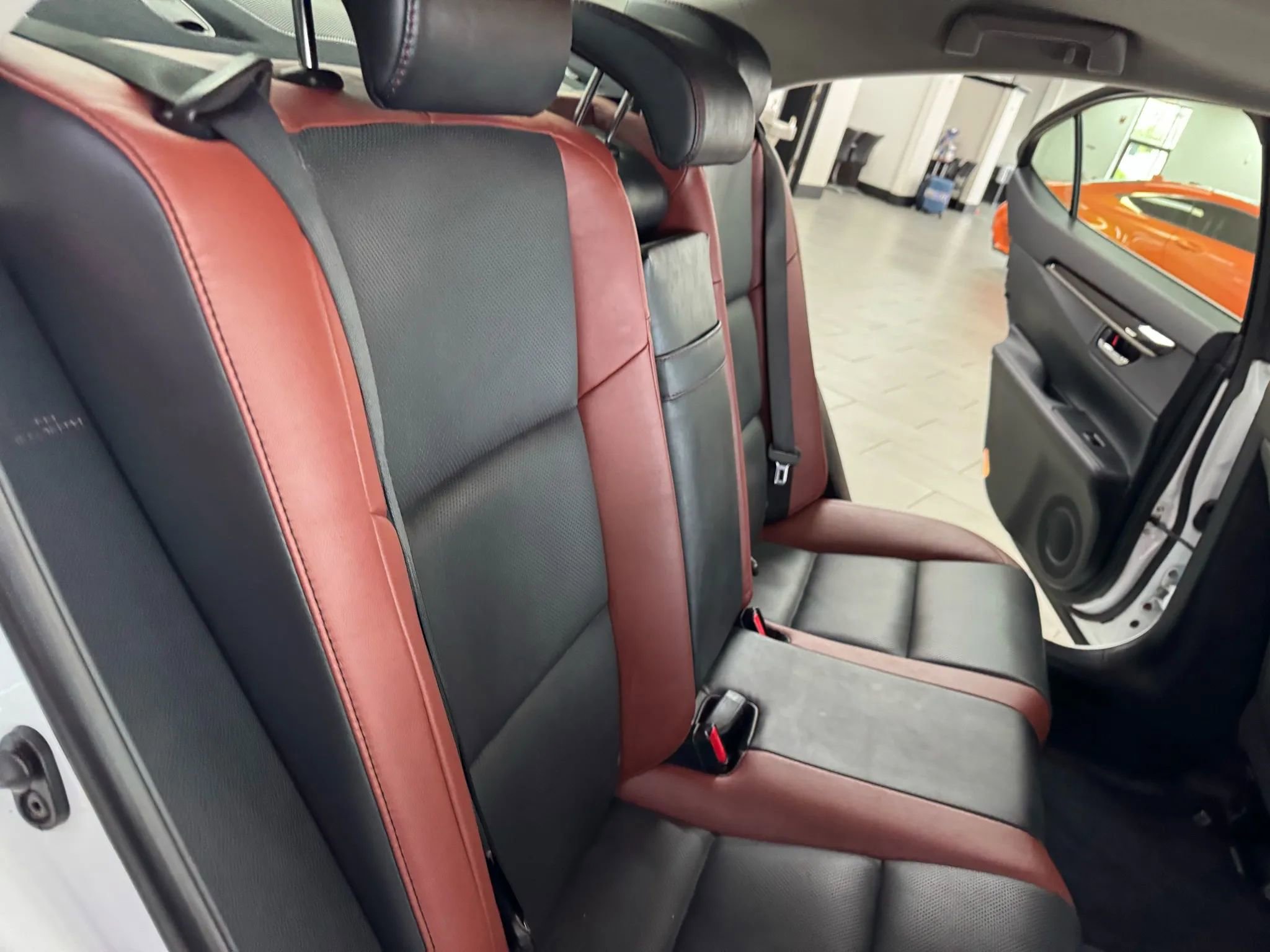 Used 2015 Lexus ES 350 image 16