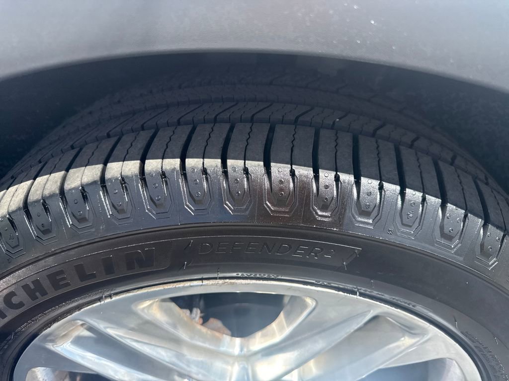 Used 2017 Ford Explorer Limited w/ Equipment Group 301A image 11