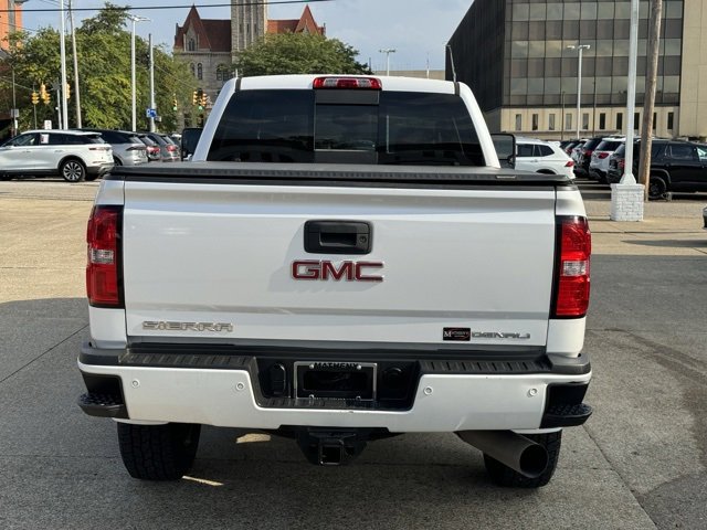 Used 2019 GMC Sierra 2500 Denali w/ Duramax Plus Package image 4