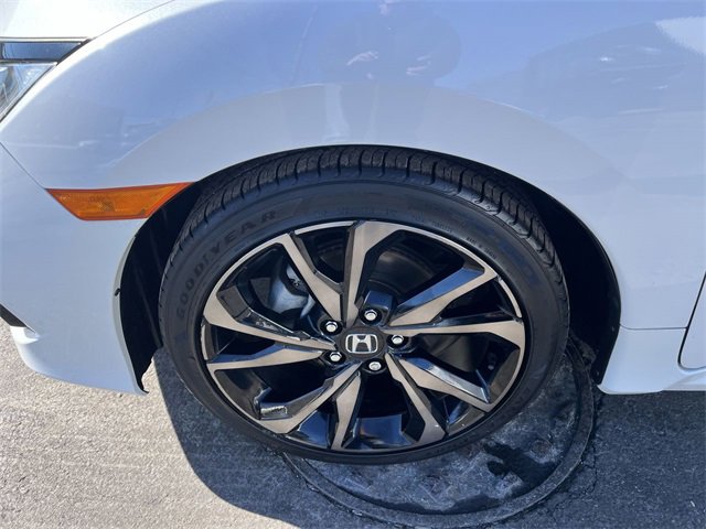 Used 2019 Honda Civic Sport image 10