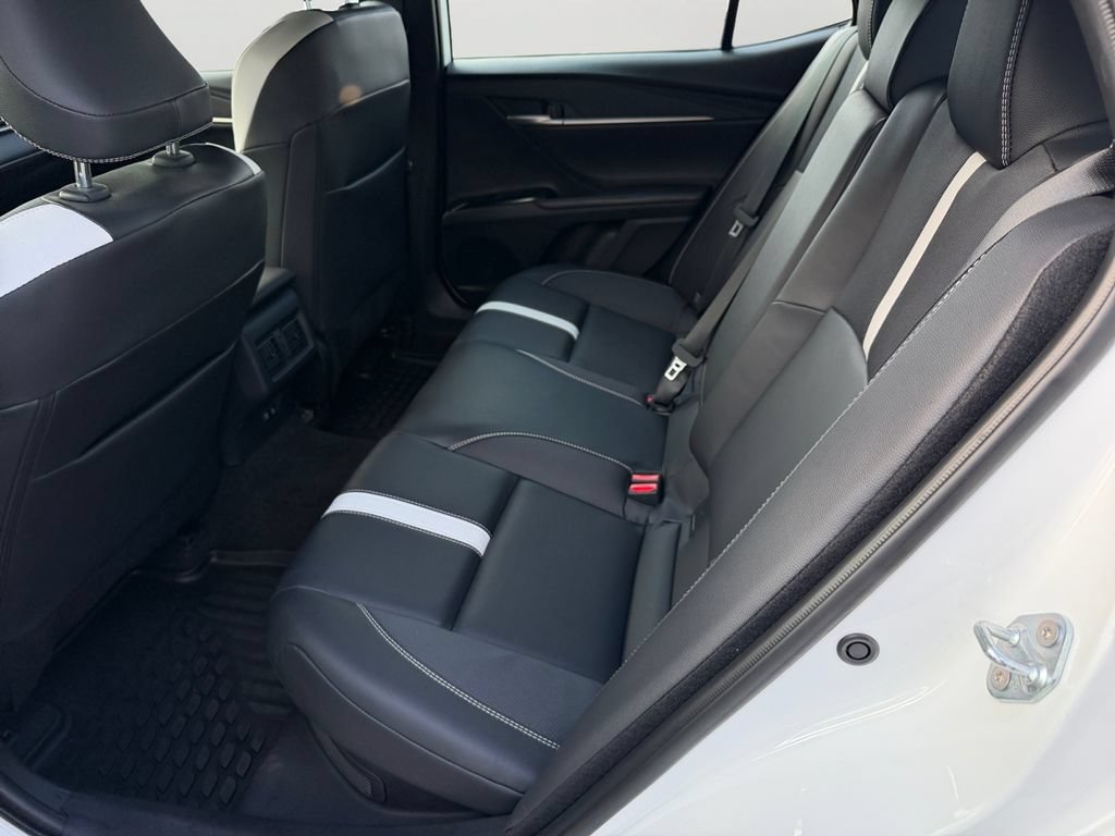 Used 2026 Toyota Camry SE w/ Convenience Package FWD image 15