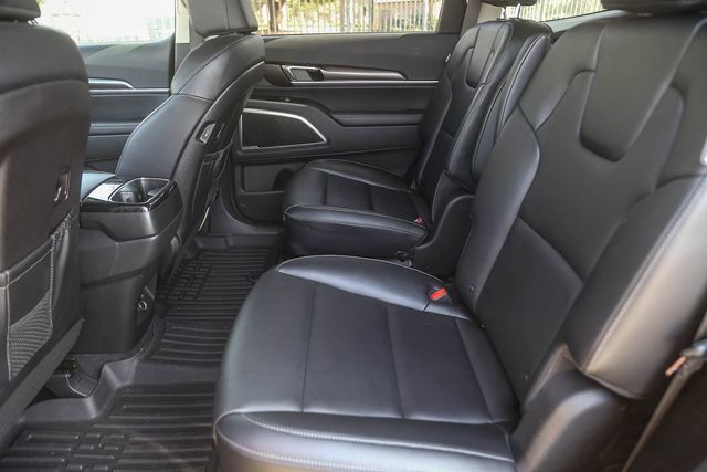 Certified 2024 Kia Telluride S w/ S Sunroof Package image 19