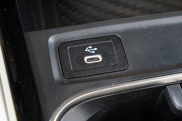 New 2026 Mercedes-Benz GLB 250 4MATIC image 25