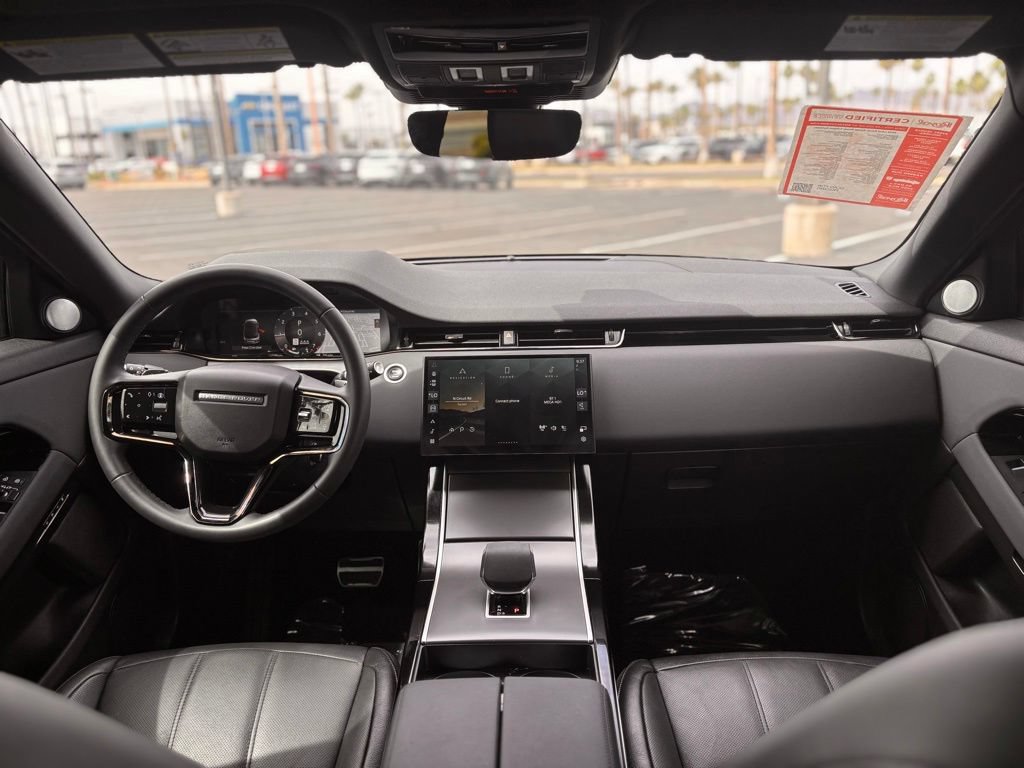 Used 2024 Land Rover Range Rover Evoque Dynamic SE AWD/4WD image 10