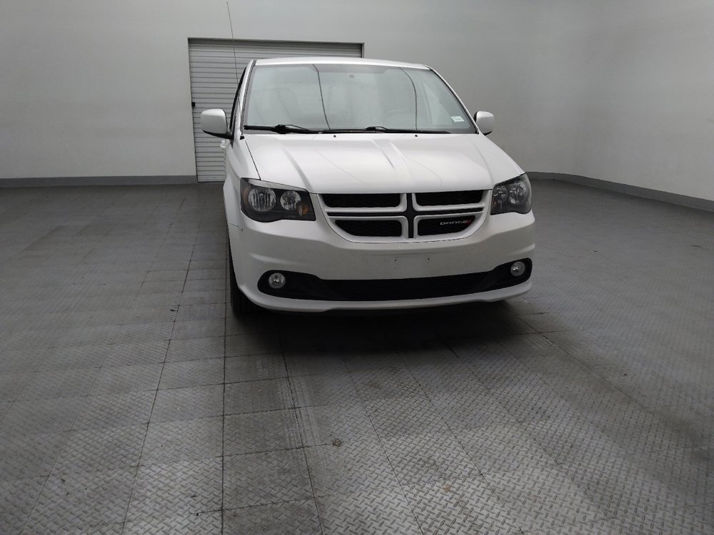 Used 2017 Dodge Grand Caravan GT w/ Mopar Premium Addition Group FWD image 14