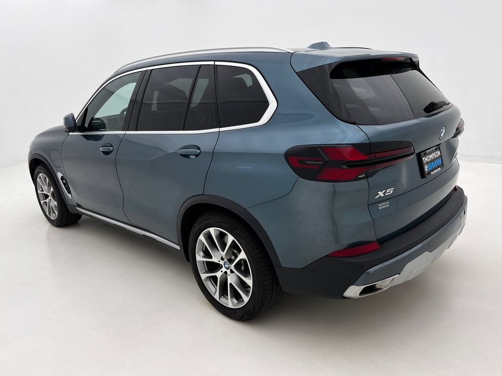 Certified 2024 BMW X5 xDrive50e w/ Executive Package AWD/4WD image 9