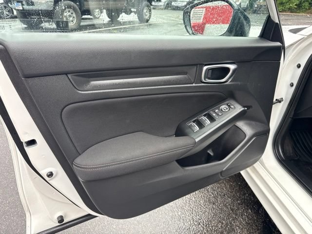 Used 2025 Honda Civic Sport image 11