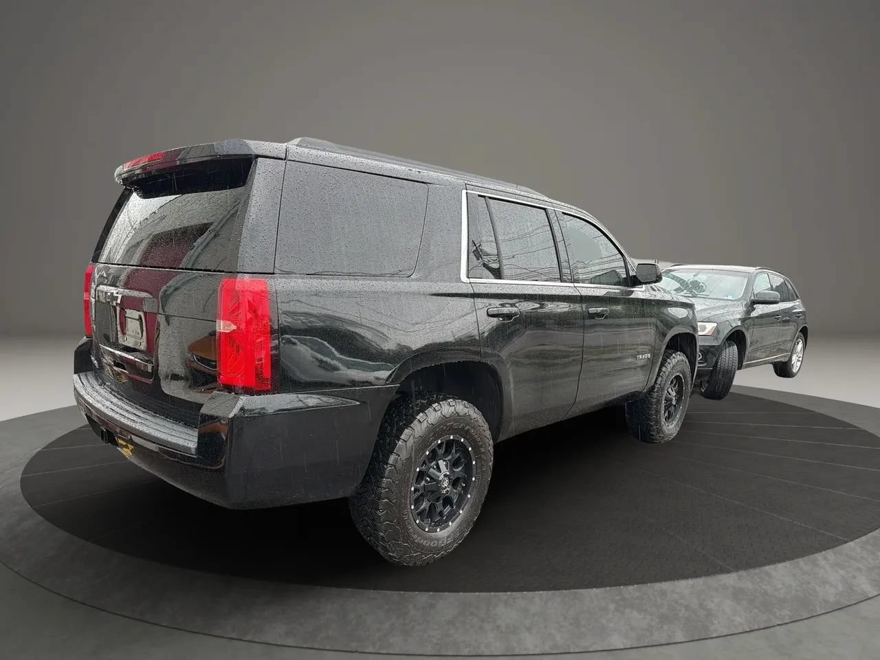 Used 2019 Chevrolet Tahoe LS AWD/4WD image 5
