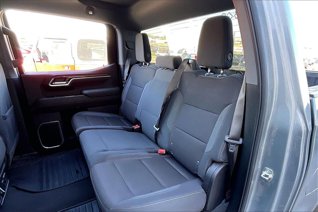 Used 2025 Chevrolet Silverado 1500 LT image 24