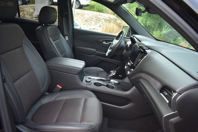 Used 2022 Chevrolet Traverse High Country AWD/4WD image 13