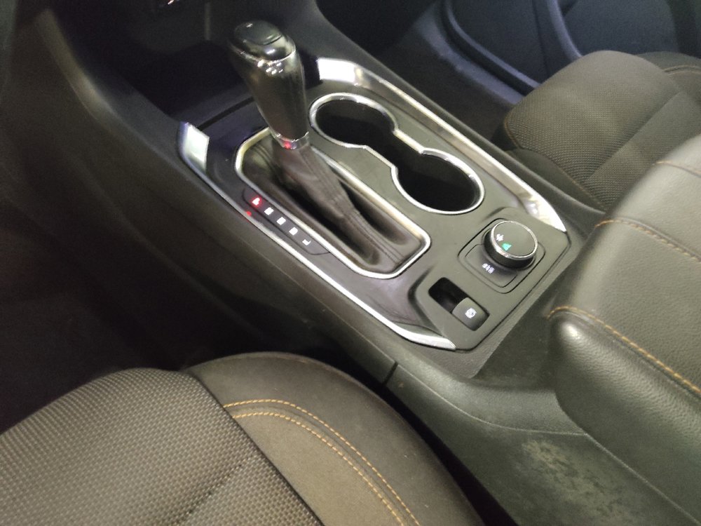 Used 2019 Chevrolet Traverse LT image 26