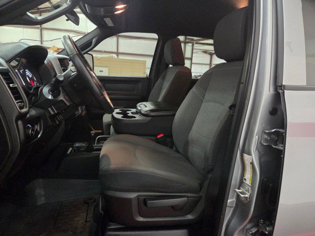 Used 2024 RAM 3500 Tradesman w/ Chrome Appearance Group image 65