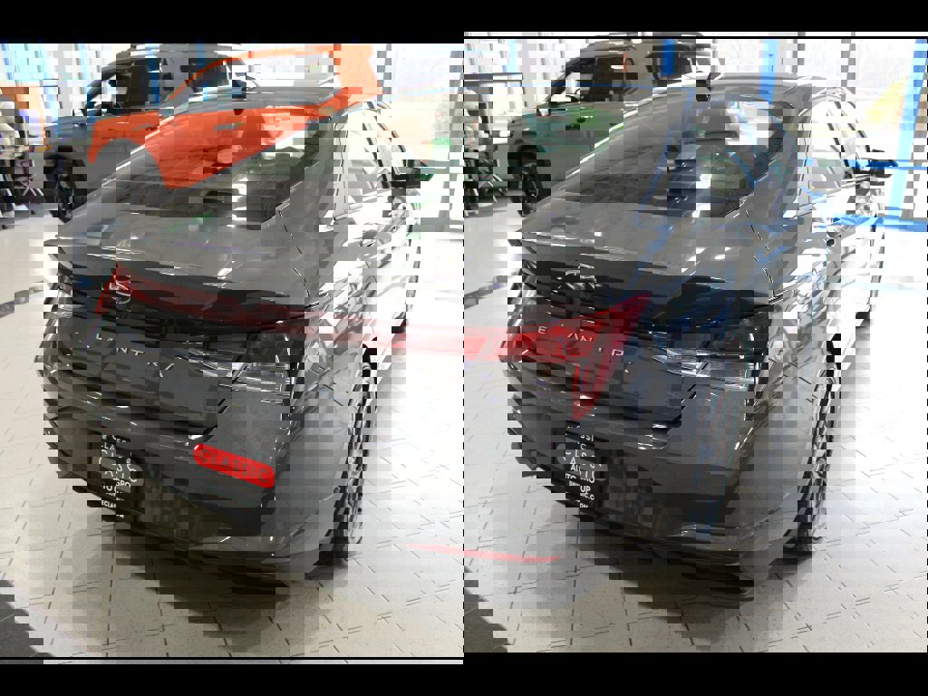 Used 2023 Hyundai Elantra SEL image 5