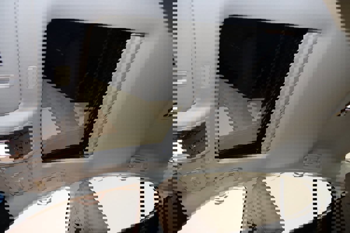 Used 2021 Lexus ES 250 w/ Premium Package image 15