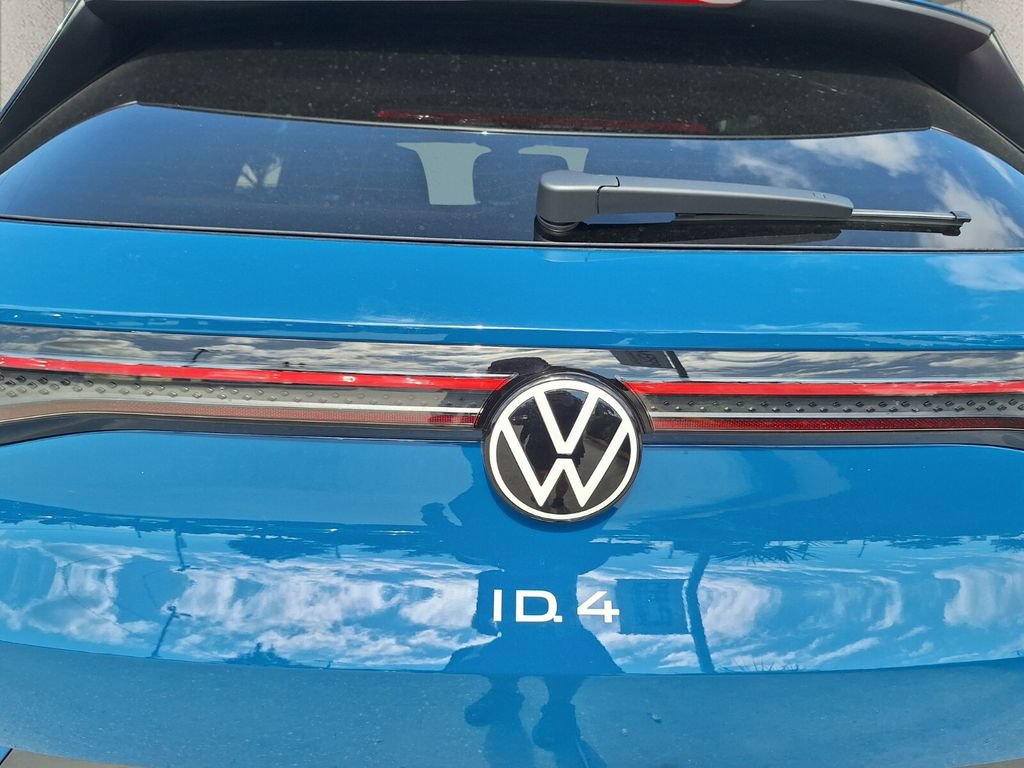 New 2025 Volkswagen ID.4 Pro AWD/4WD image 4