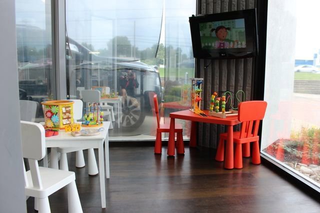 Used 2021 Jeep Grand Cherokee Laredo image 24